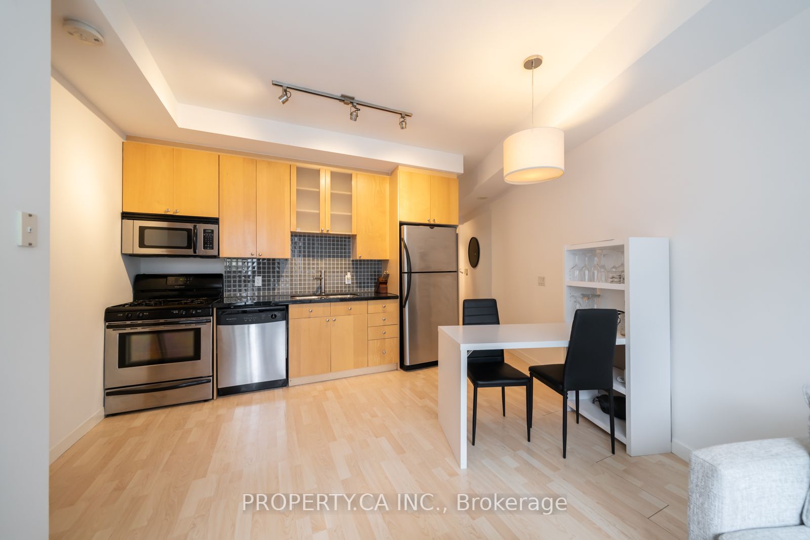 1 Shaw Street, #721