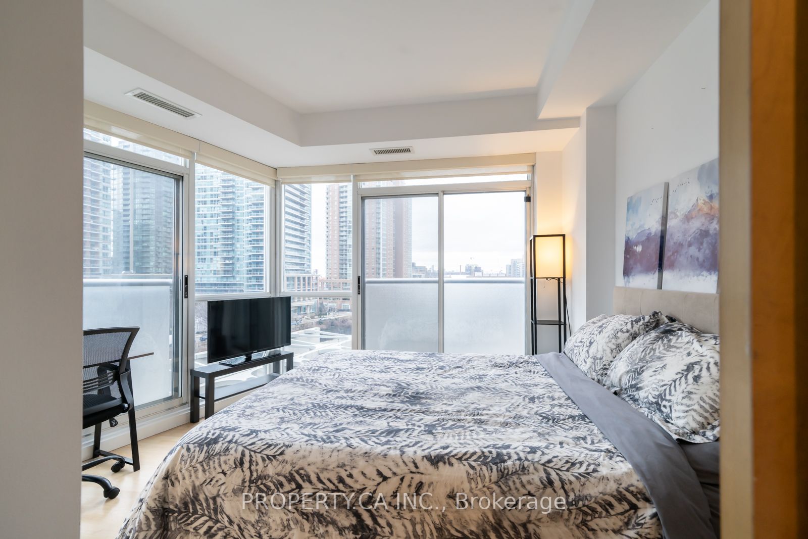 1 Shaw Street, #721