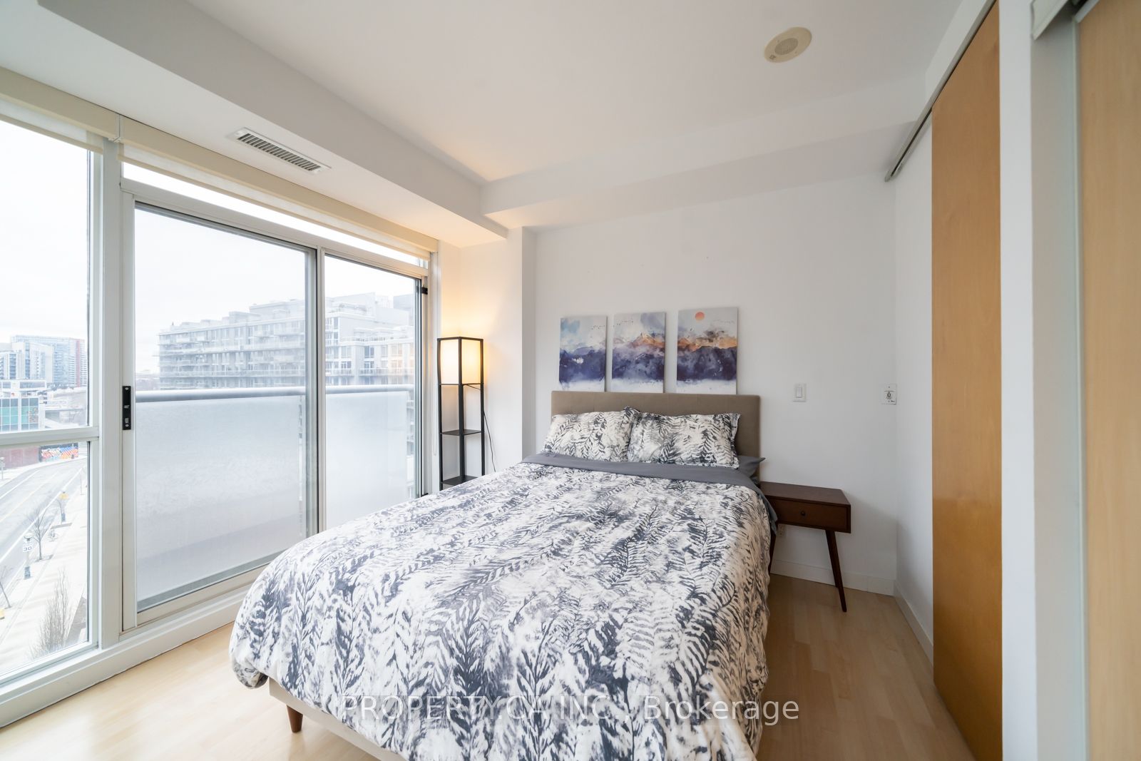 1 Shaw Street, #721