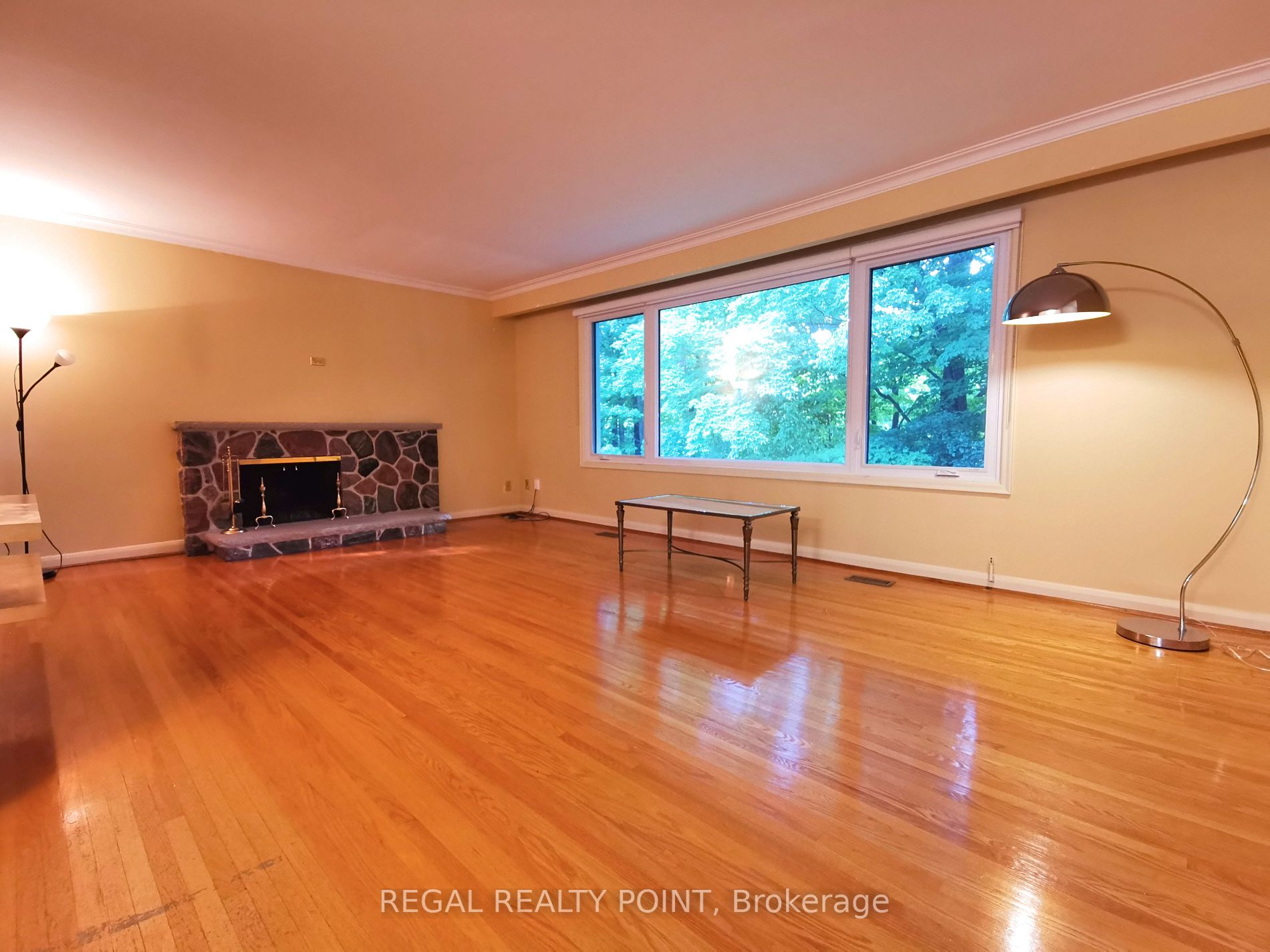 15 Artinger Court