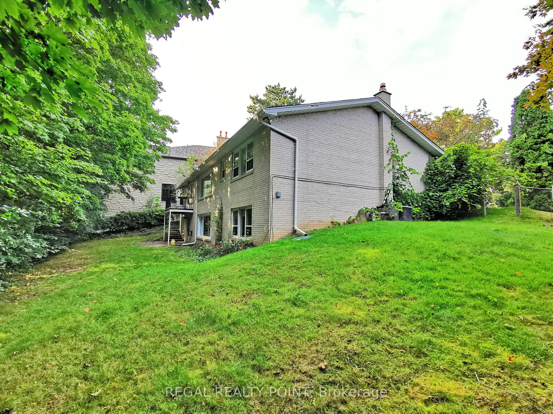 15 Artinger Court