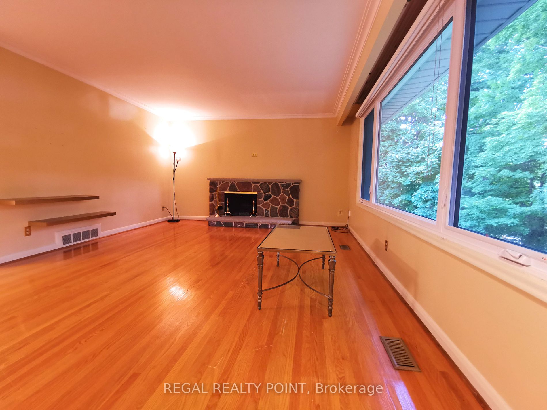 15 Artinger Court