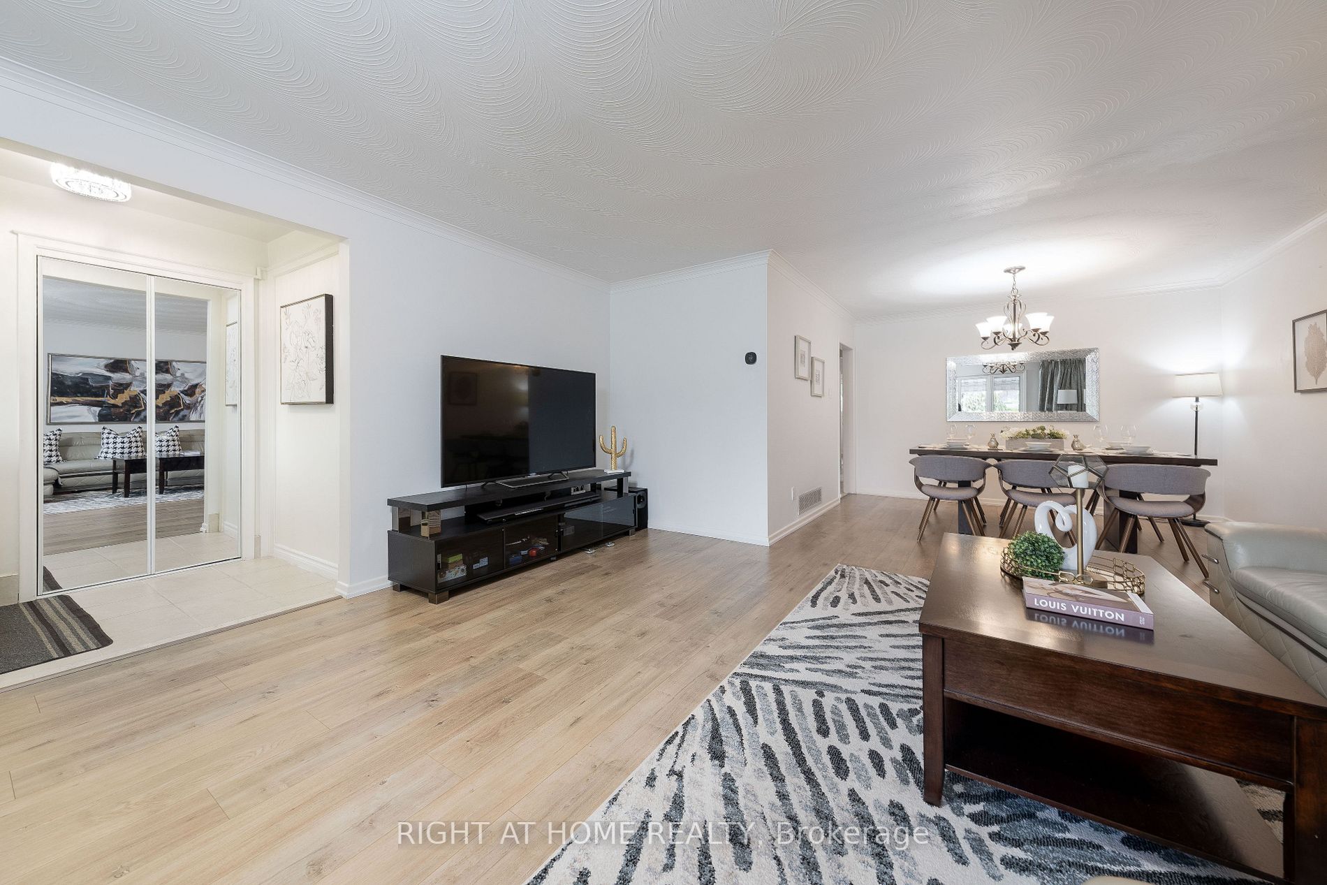 71 pleasant view Drive