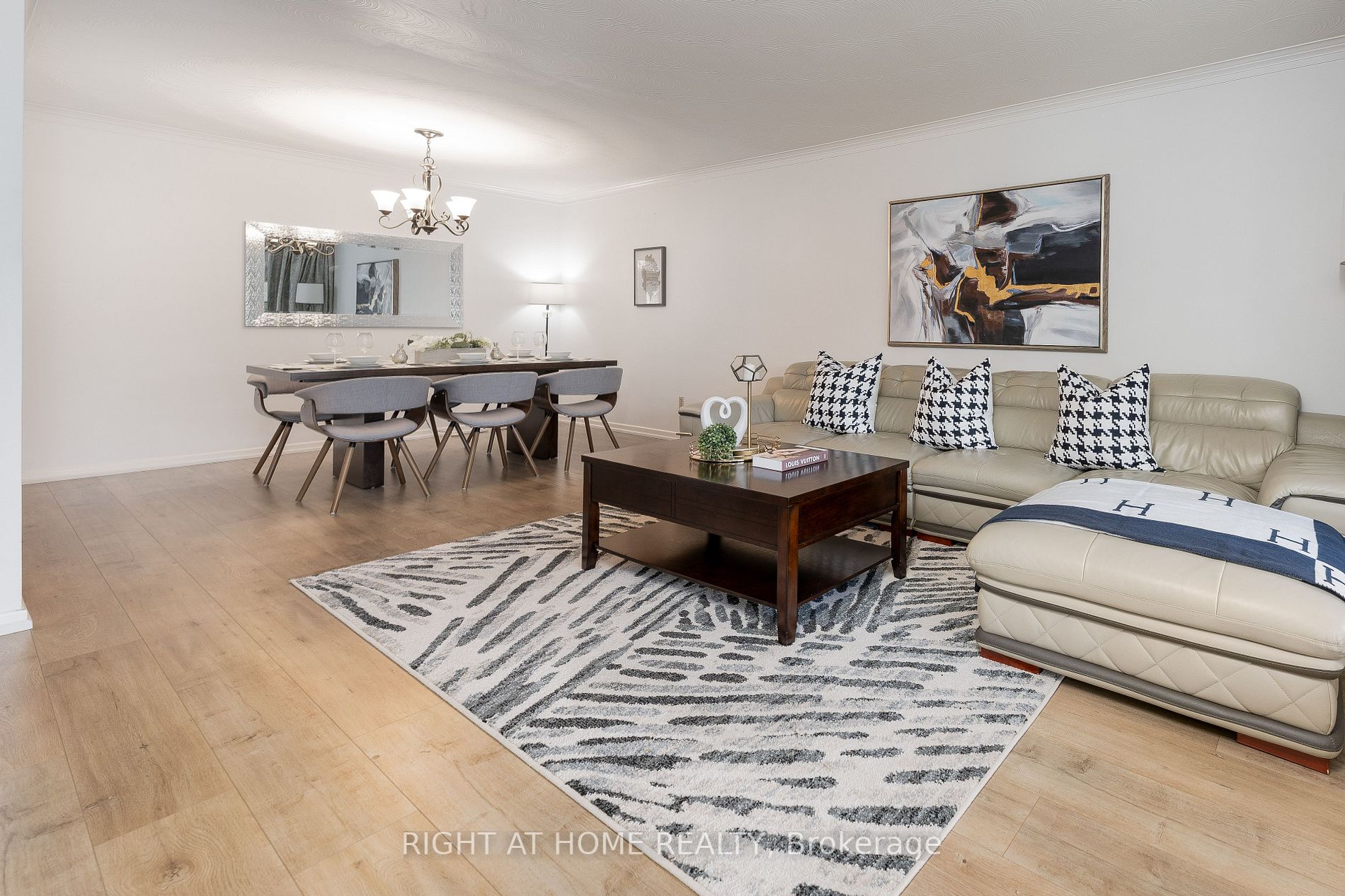71 pleasant view Drive