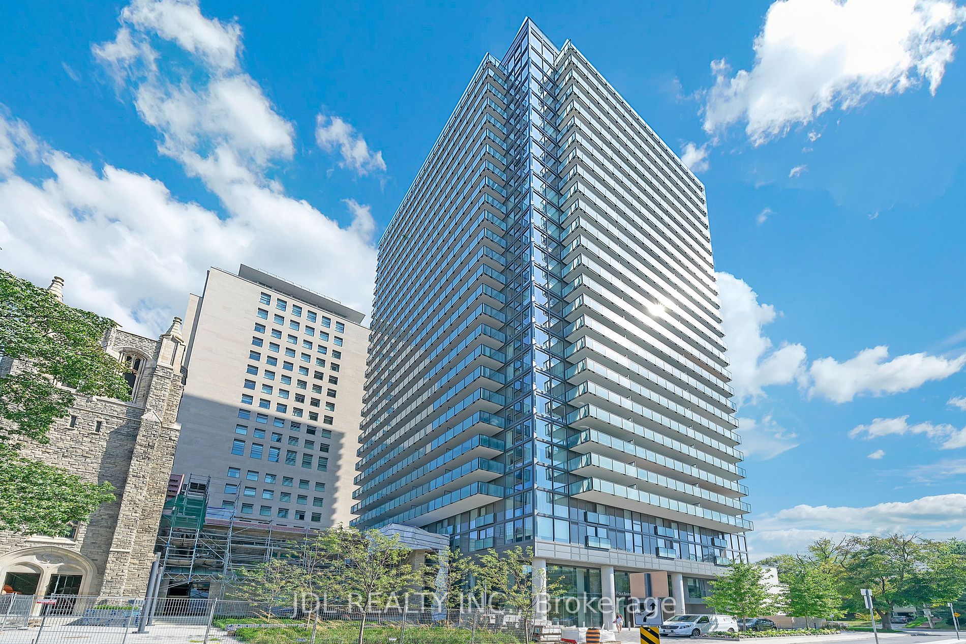 99 Foxbar Rd, #701