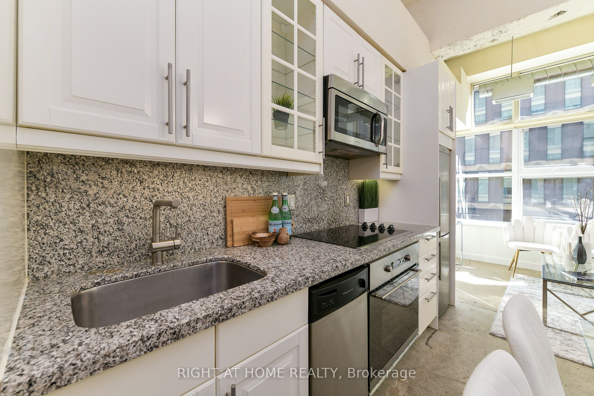 155 Dalhousie St, #427
