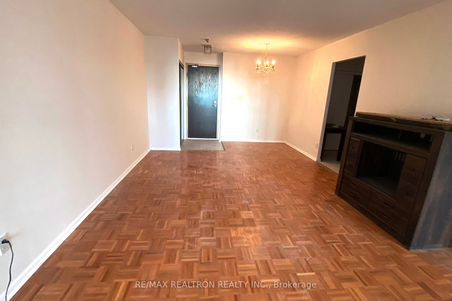 30 Greenfield Avenue, #1412