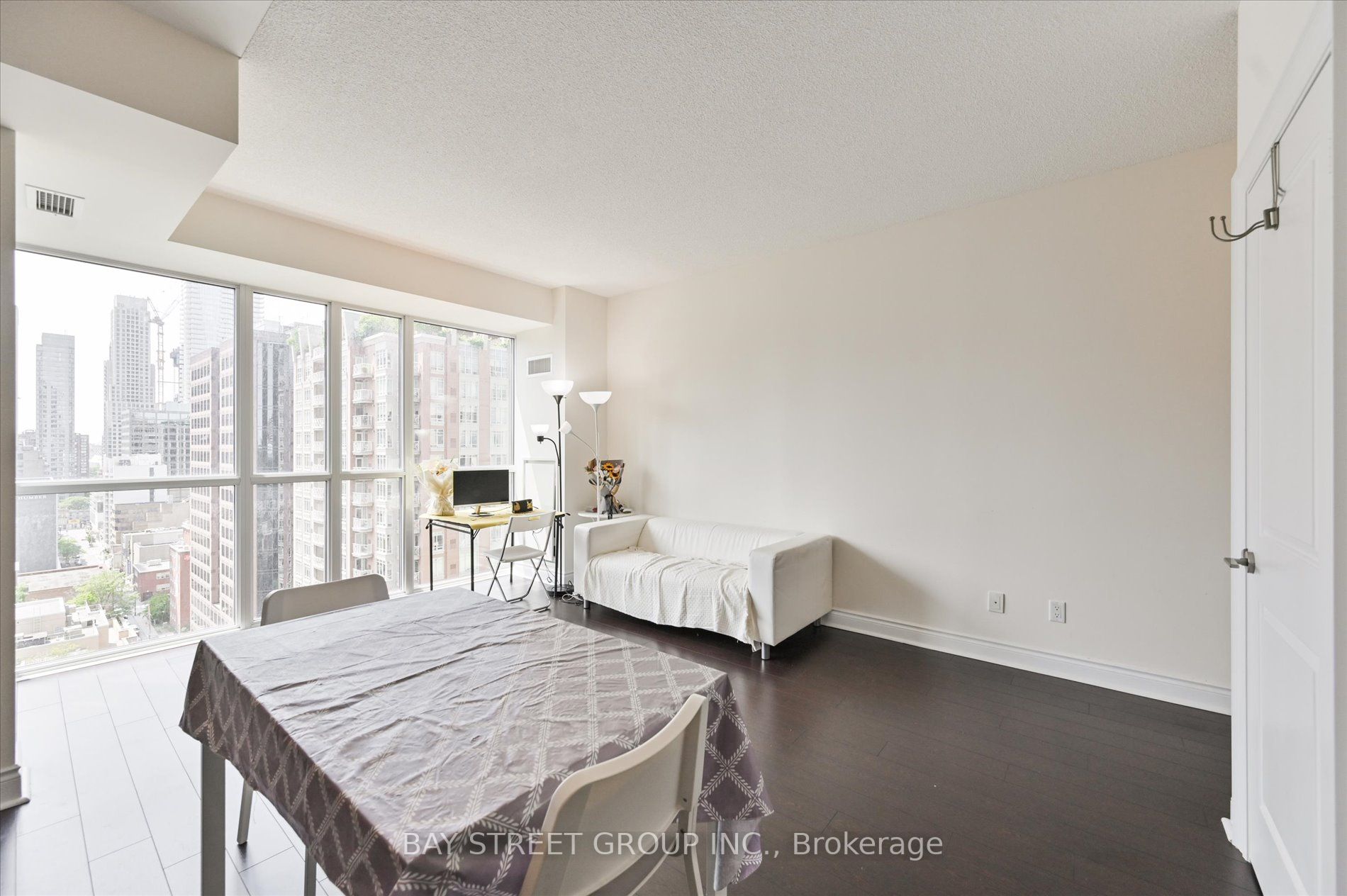 28 Ted Rogers Way W, #1905