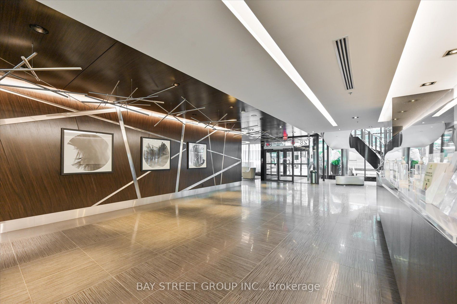 28 Ted Rogers Way W, #1905