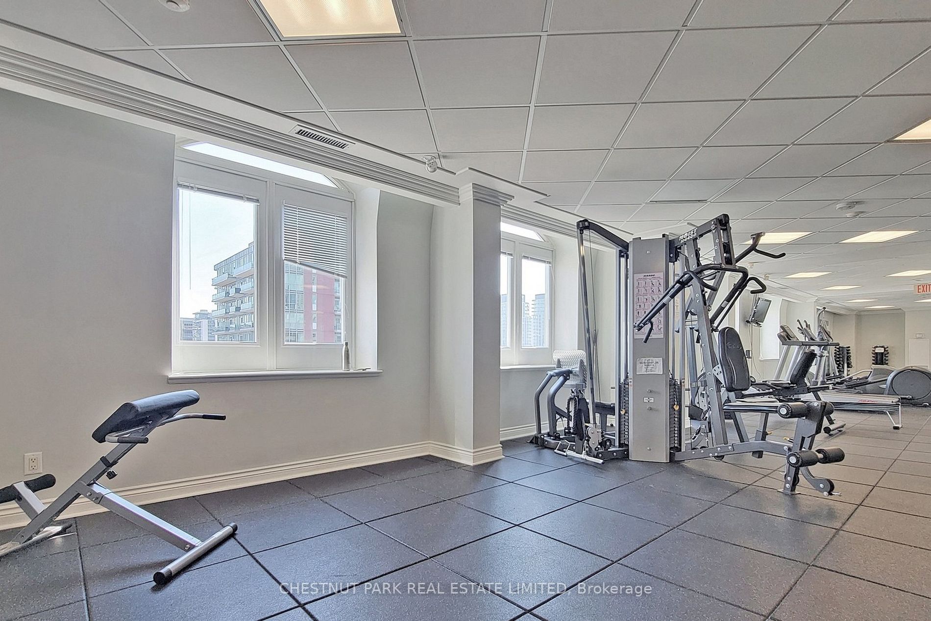 120 Lombard St, #702