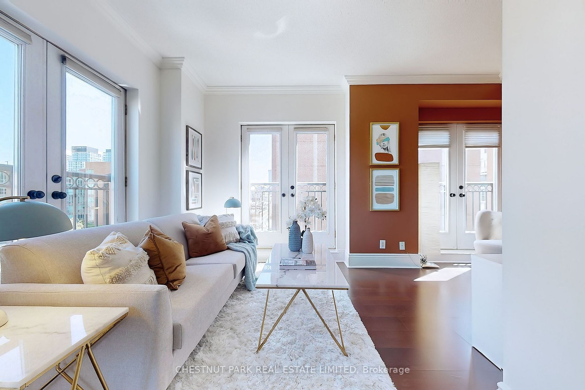 120 Lombard St, #702