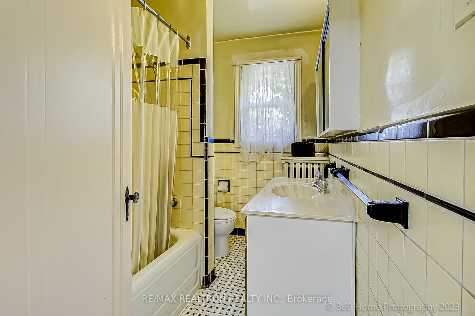 146 Chiltern Hill Rd
