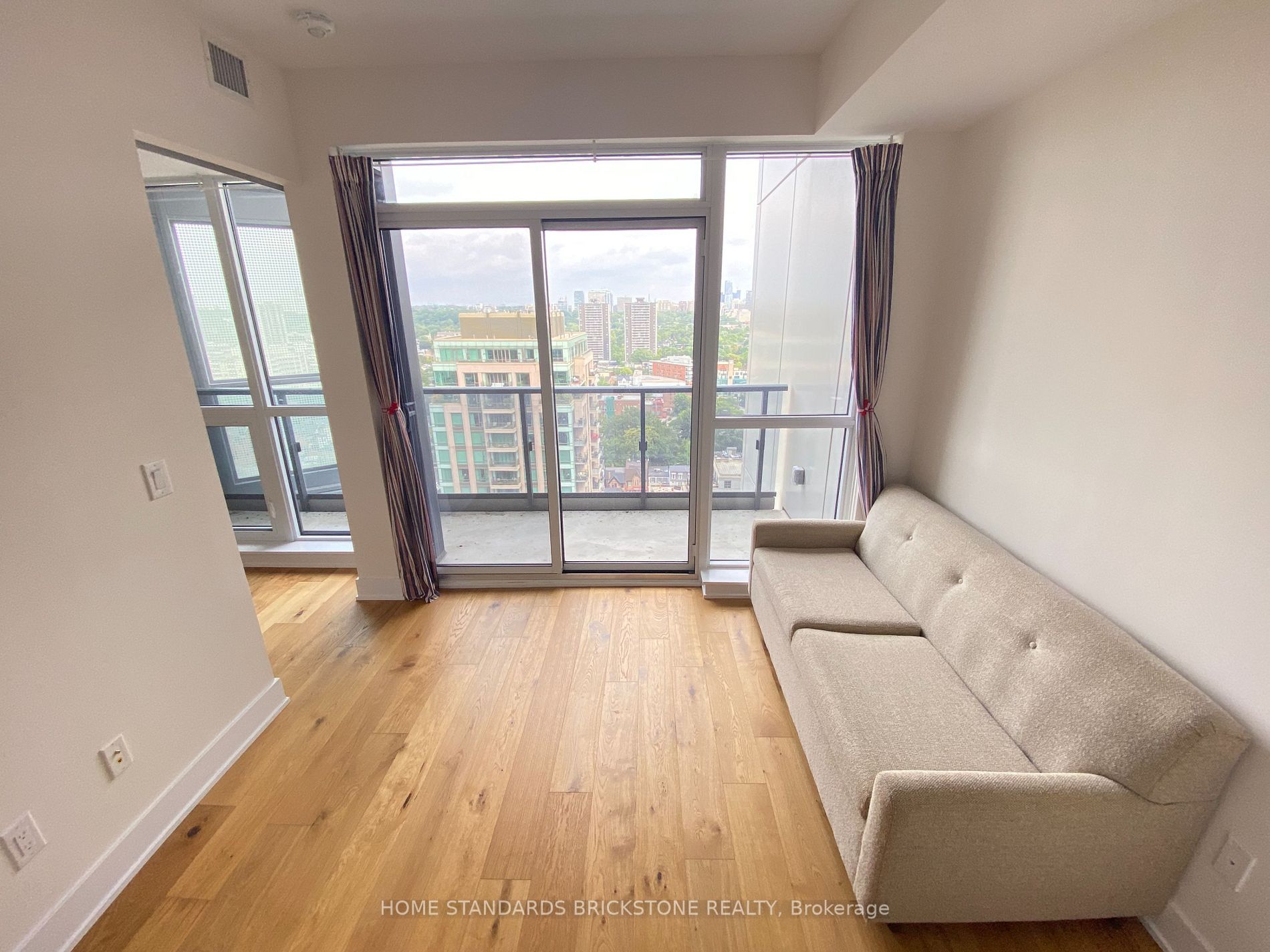 88 Cumberland St, #2105
