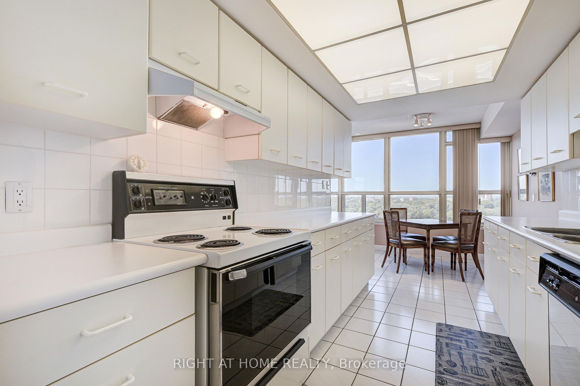 268 Ridley Boulevard, #1616