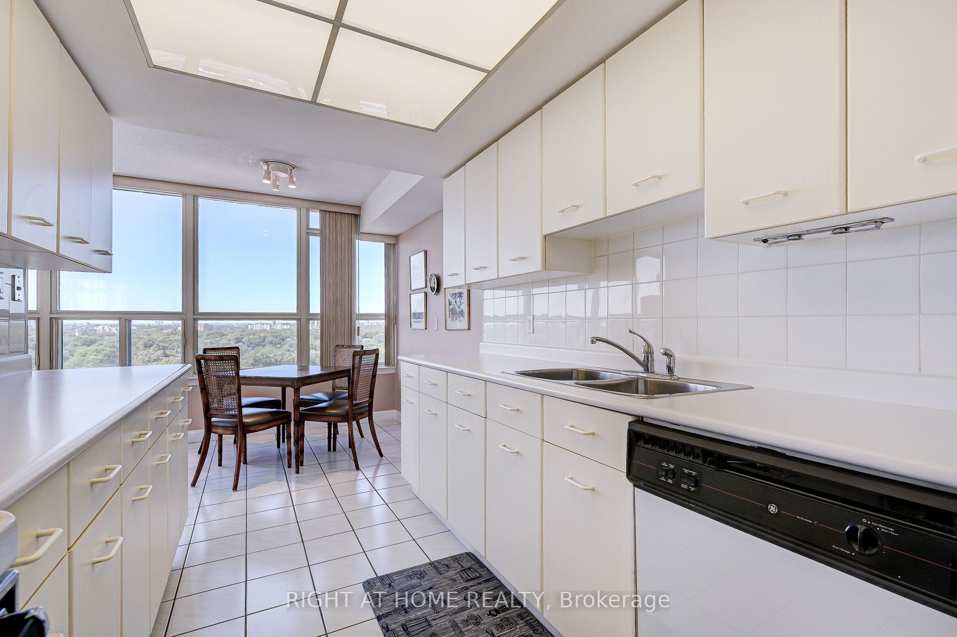 268 Ridley Boulevard, #1616