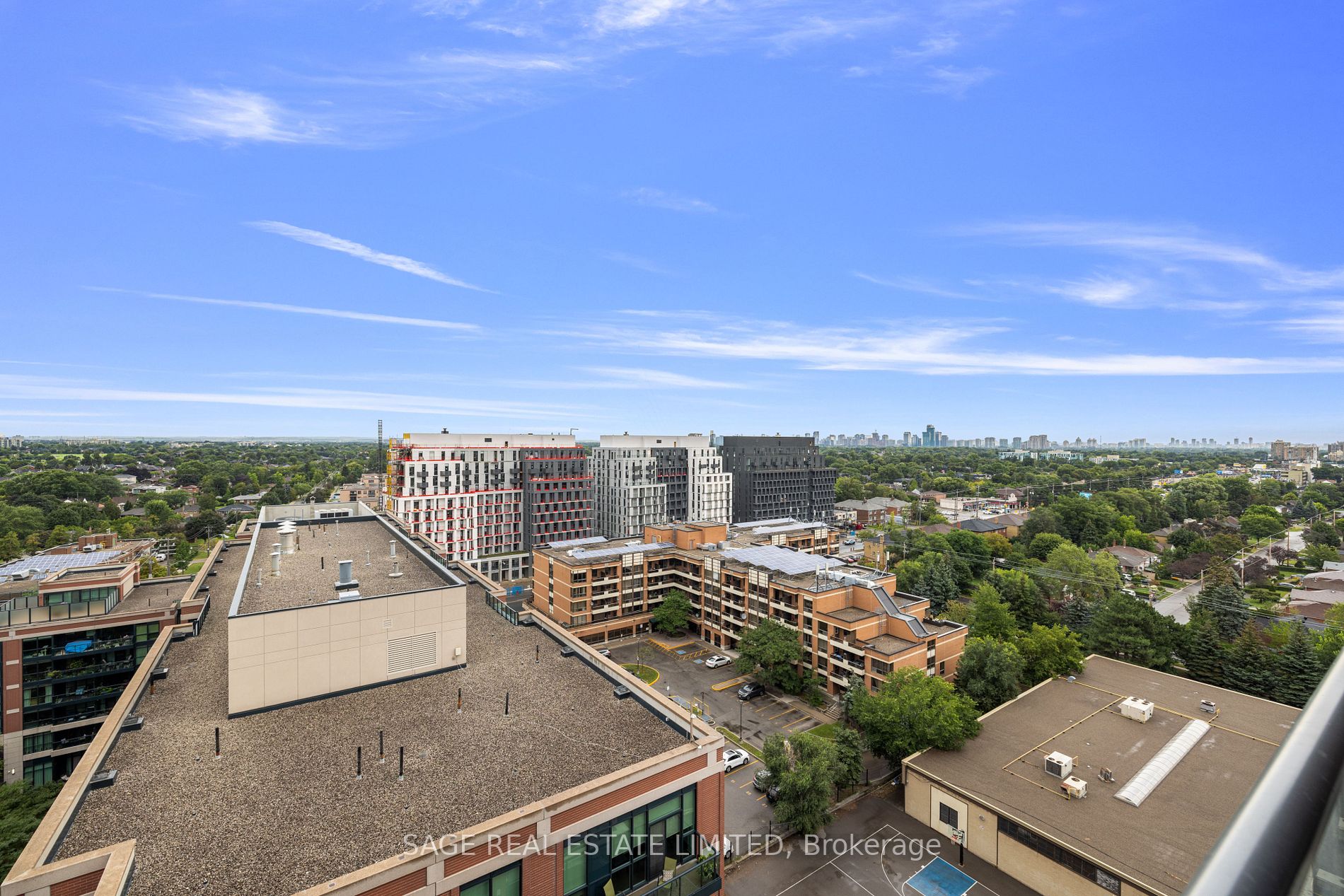 31 Tippett Rd, #1305