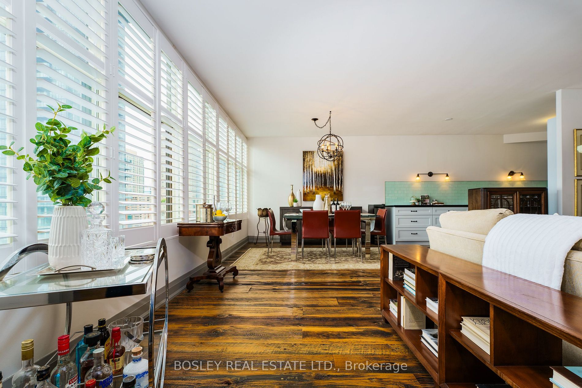 900 Yonge St, #1202