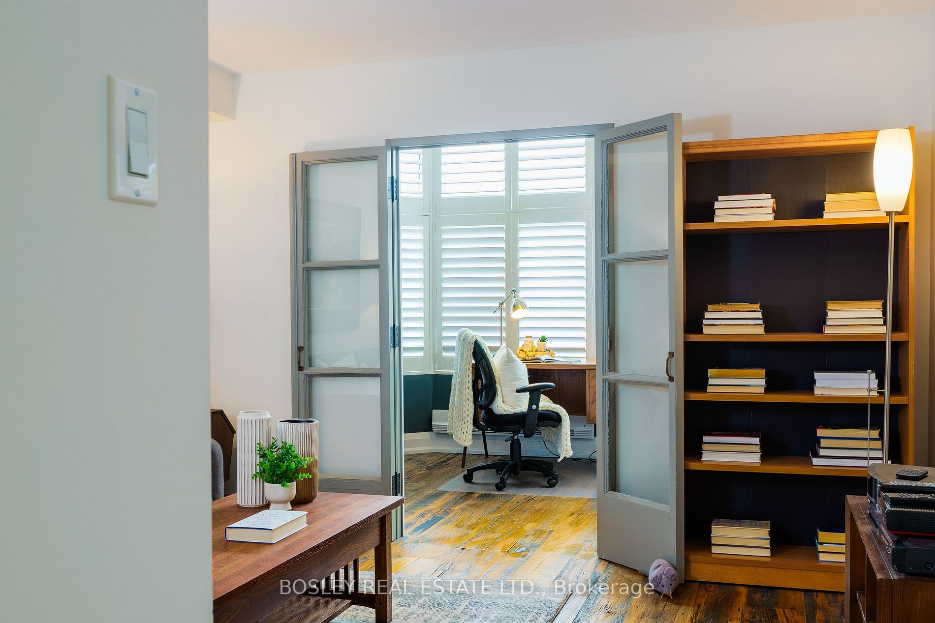 900 Yonge St, #1202