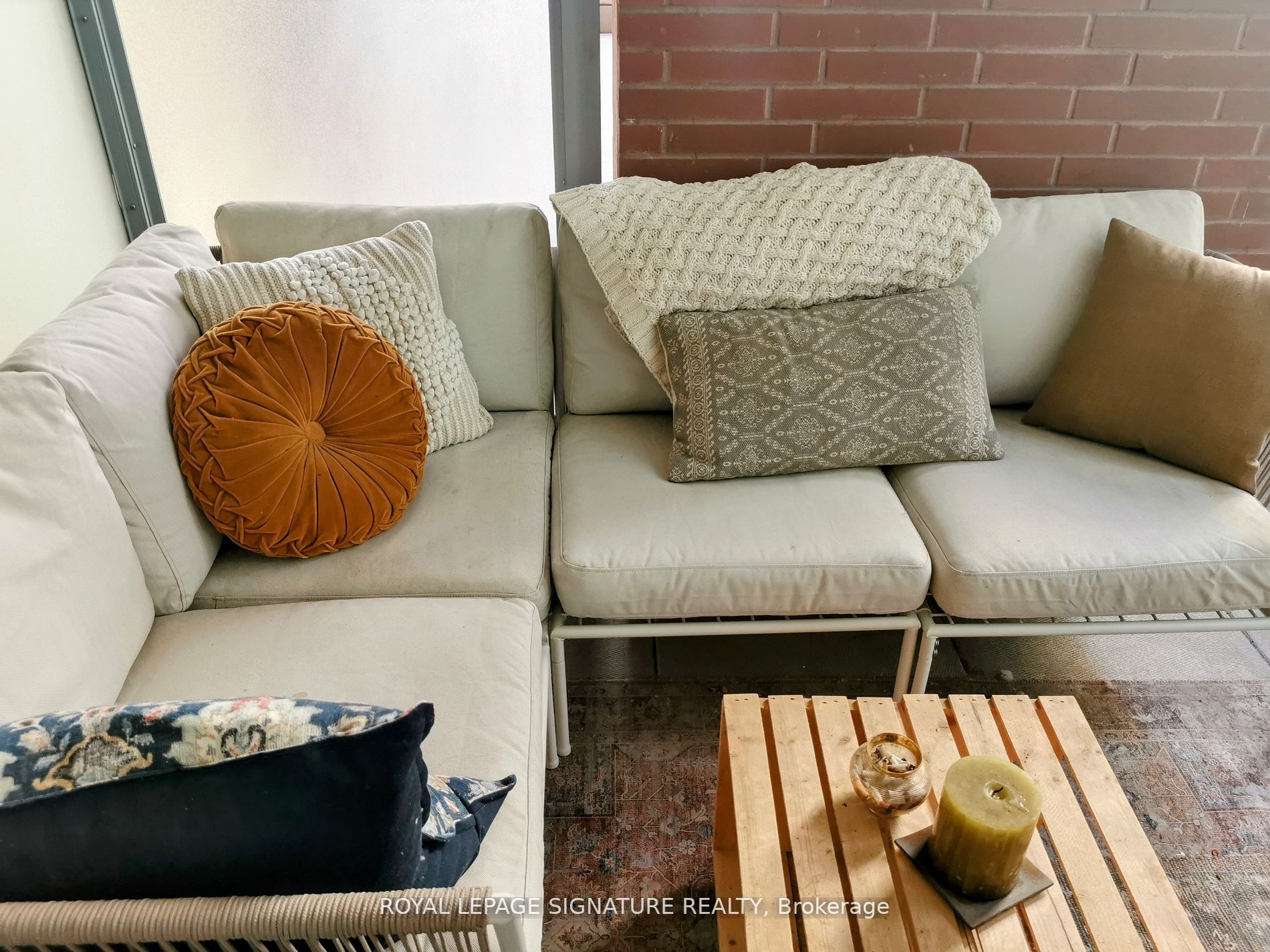 112 George Street, #S202