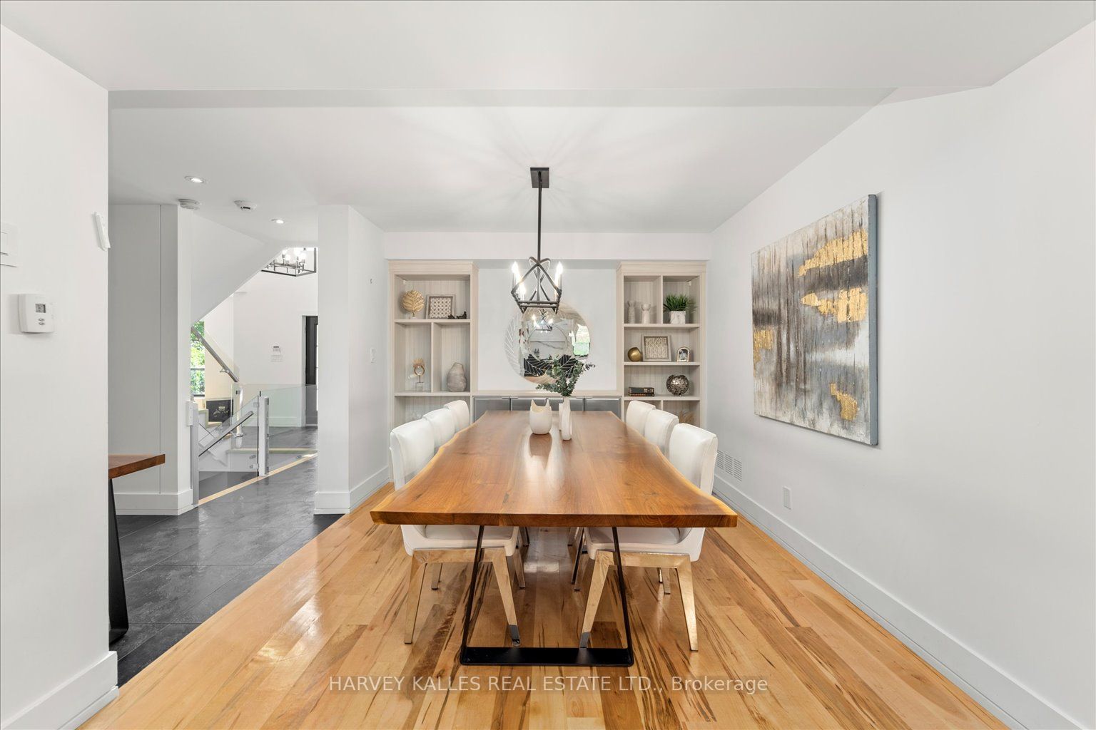 76 Ridelle Ave