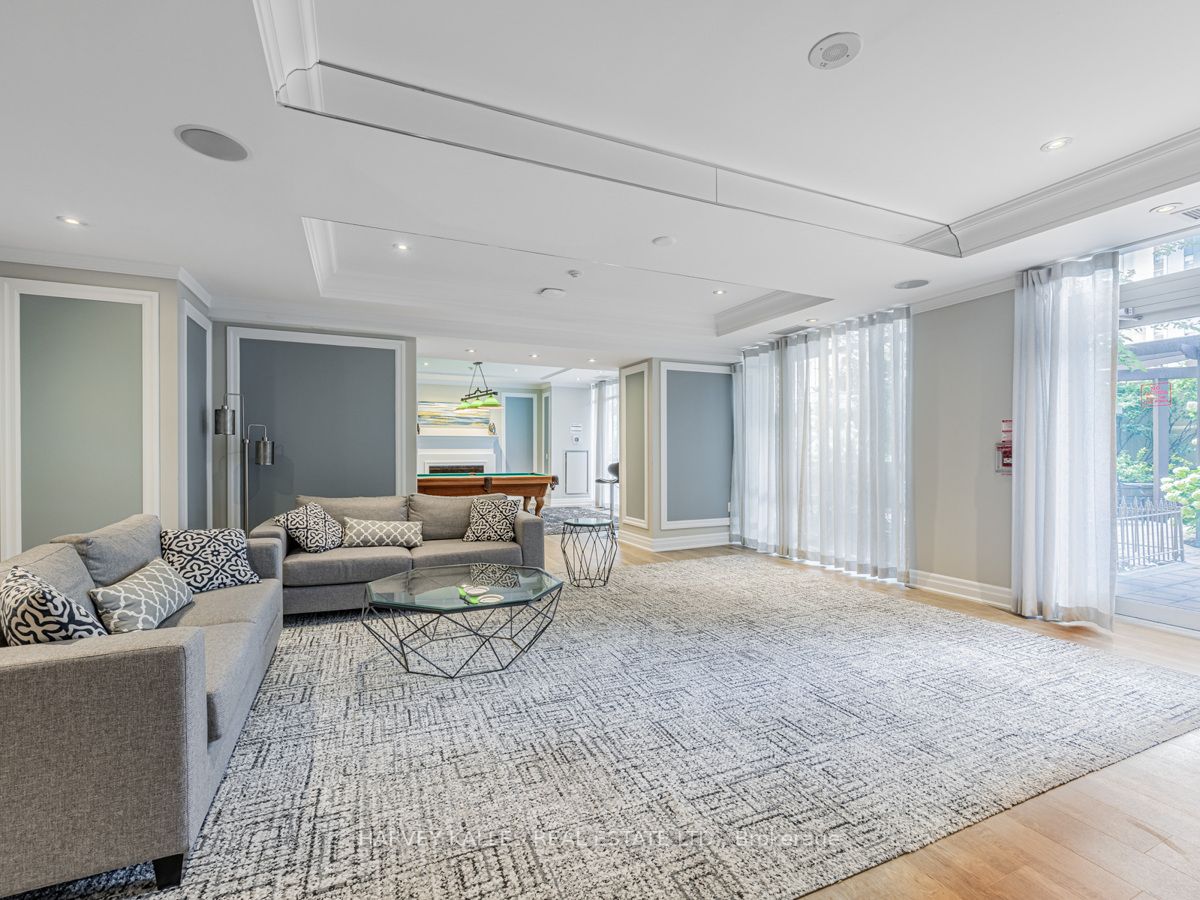 900 Mount Pleasant Rd, #224