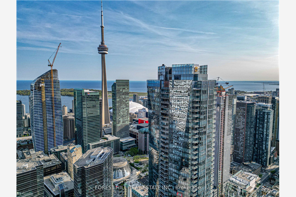180 University Ave, Toronto