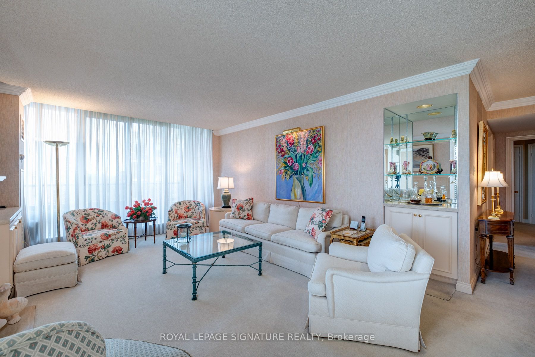 215 The Donway W, #607