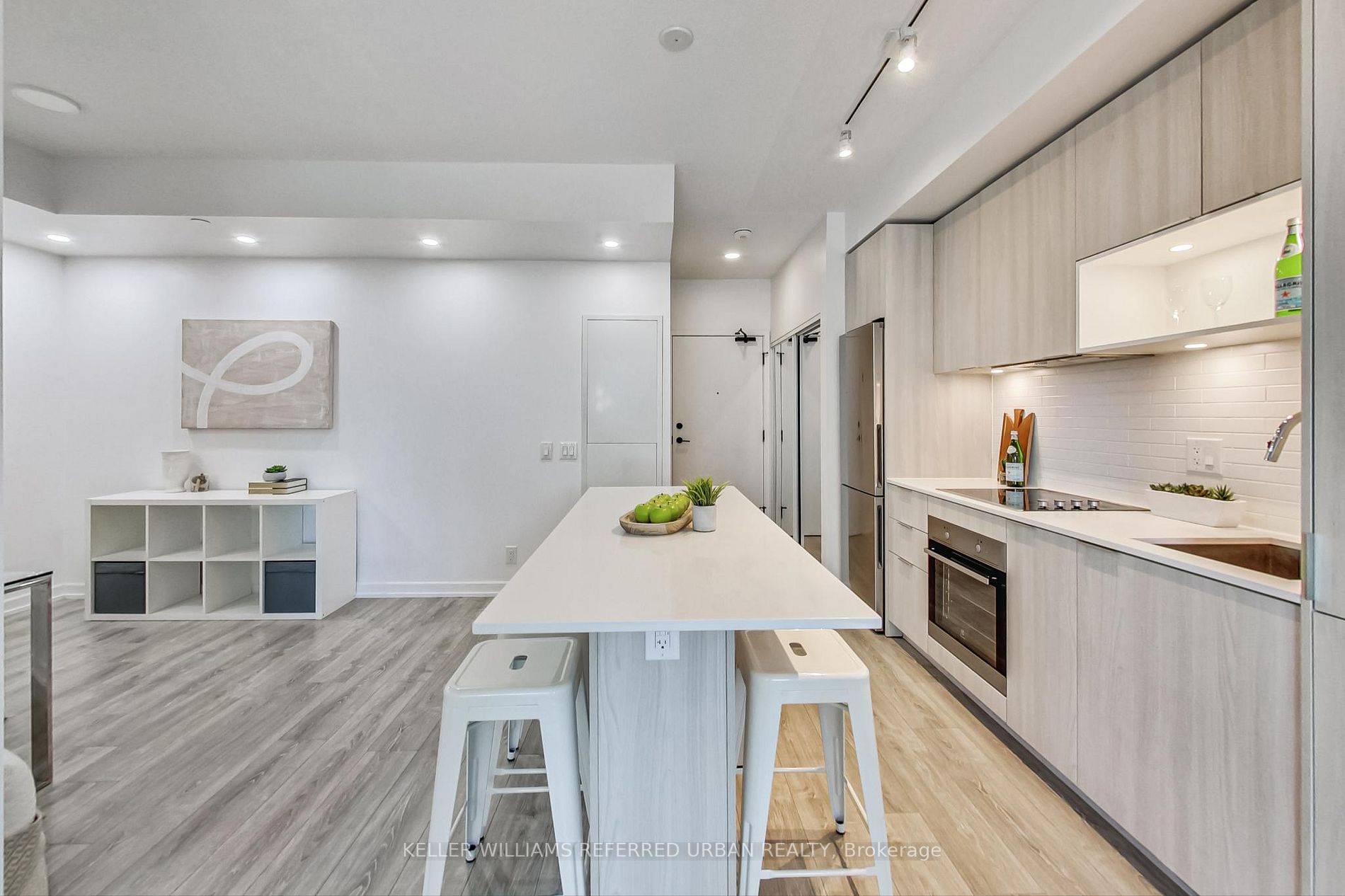 20 Tubman Ave, #1006