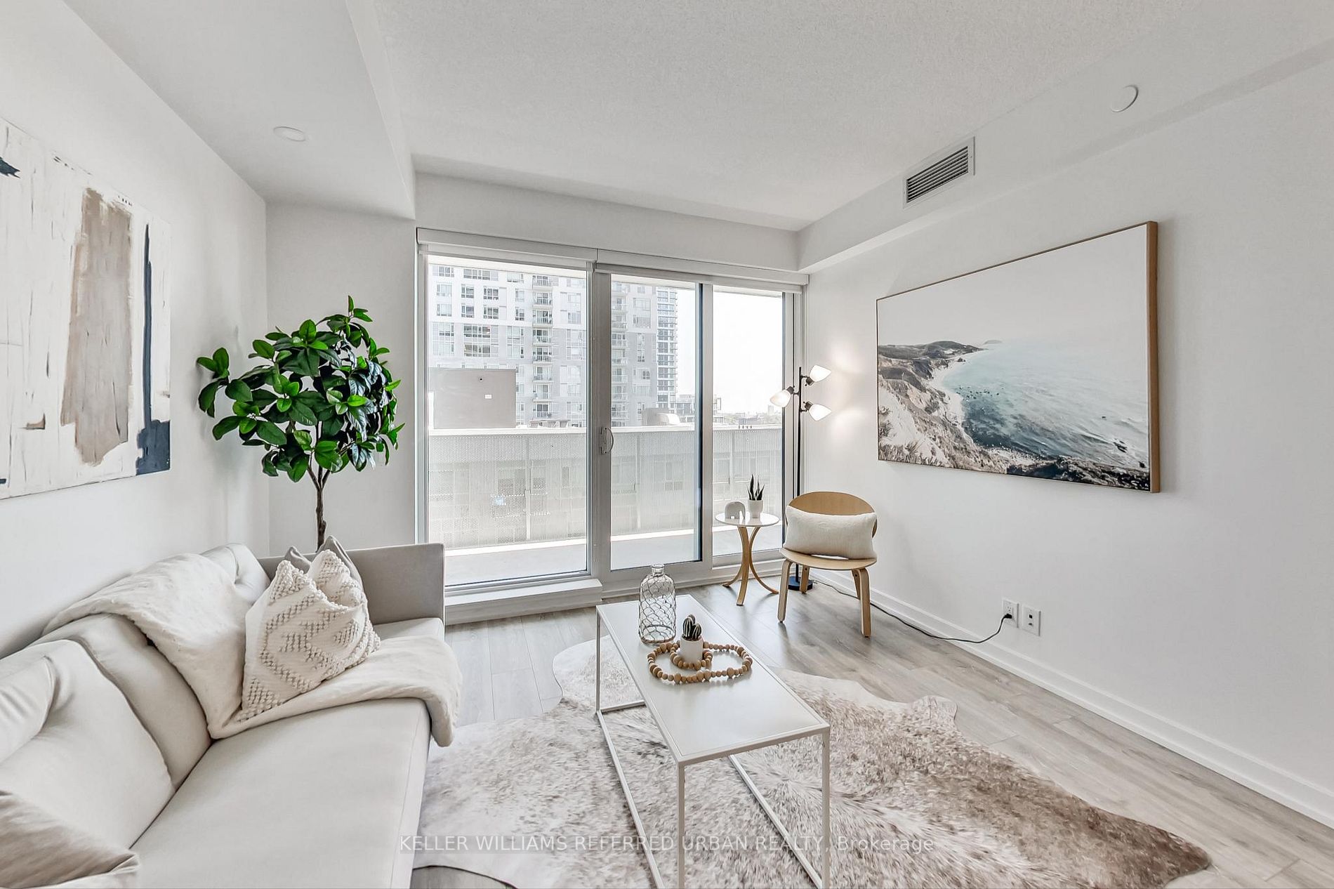 20 Tubman Ave, #1006