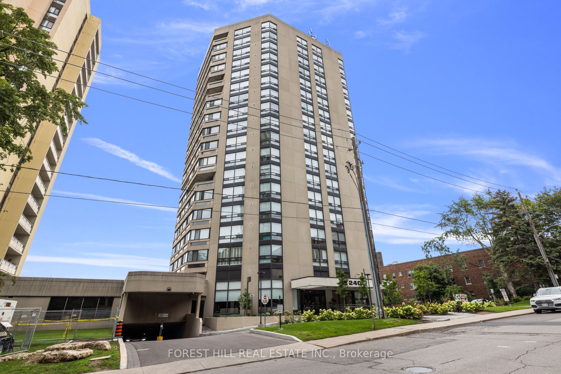 240 Heath St W, #1502