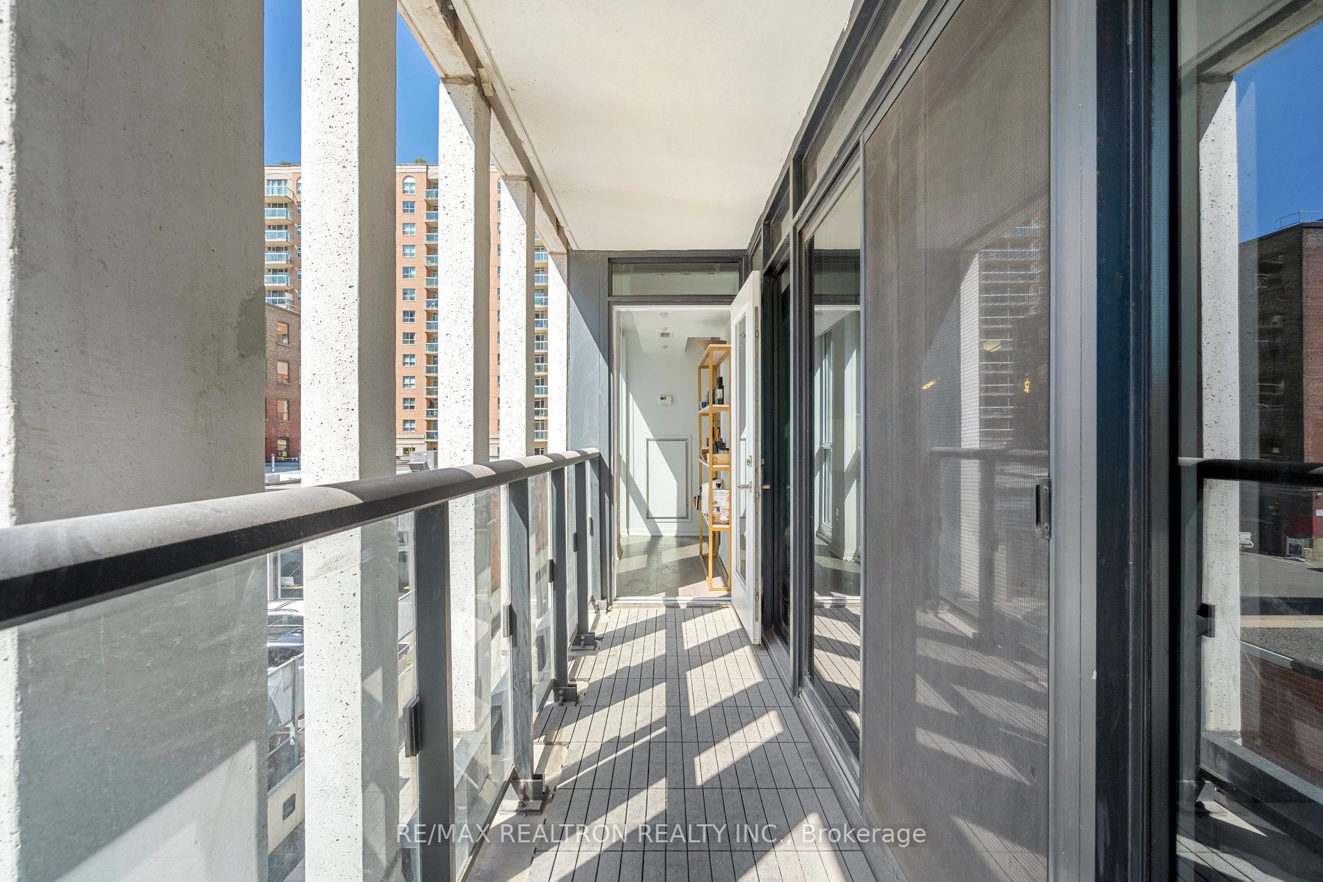 400 Adelaide St E, #306