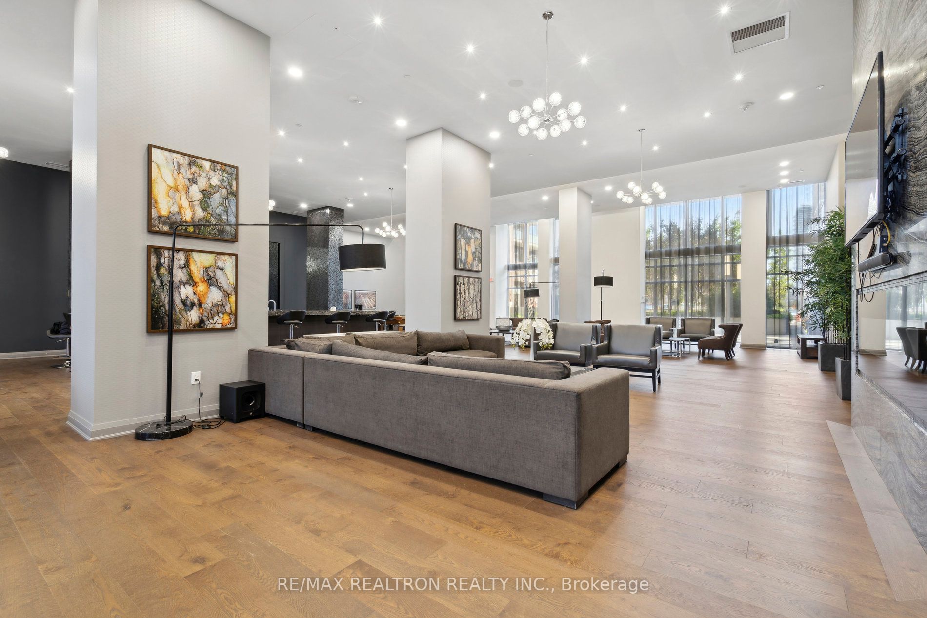 400 Adelaide St E, #306