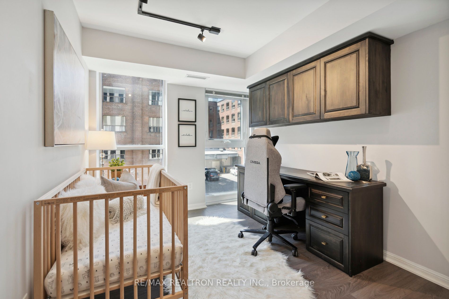 400 Adelaide St E, #306