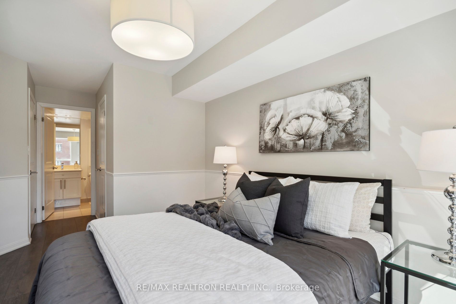 400 Adelaide St E, #306