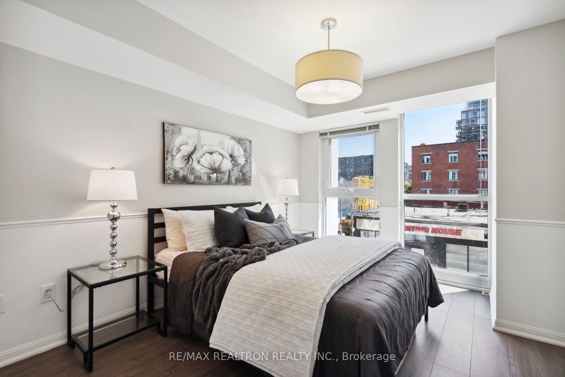 400 Adelaide St E, #306