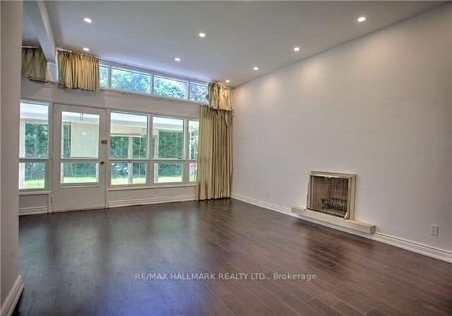 46A Palomino Cres