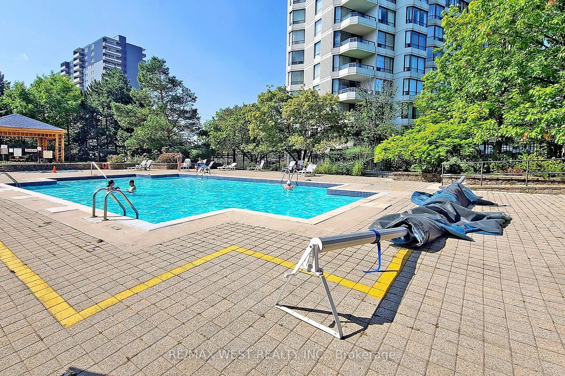 Listing C6788404 - Large Photo # 35