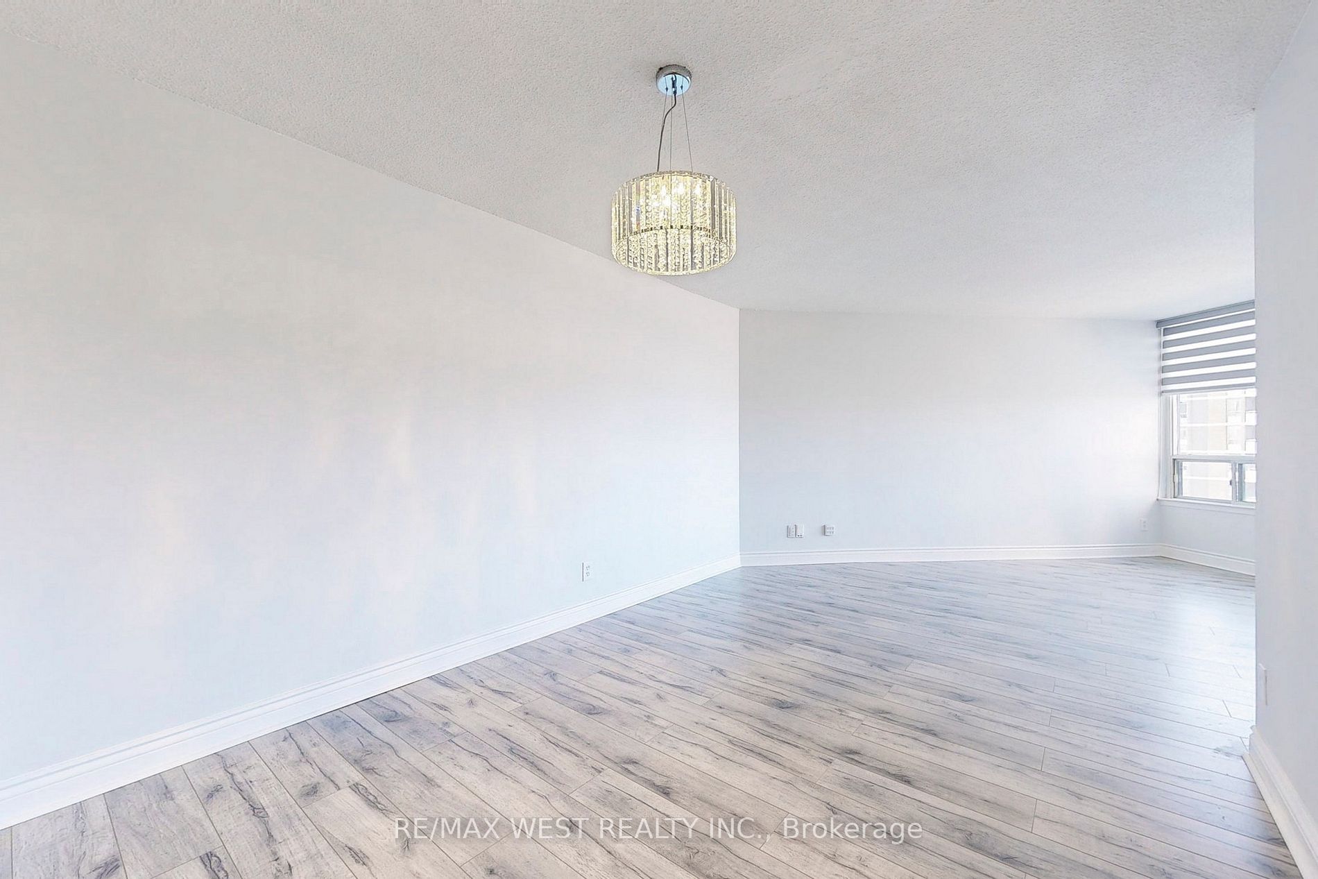 Listing C6788404 - Large Photo # 8