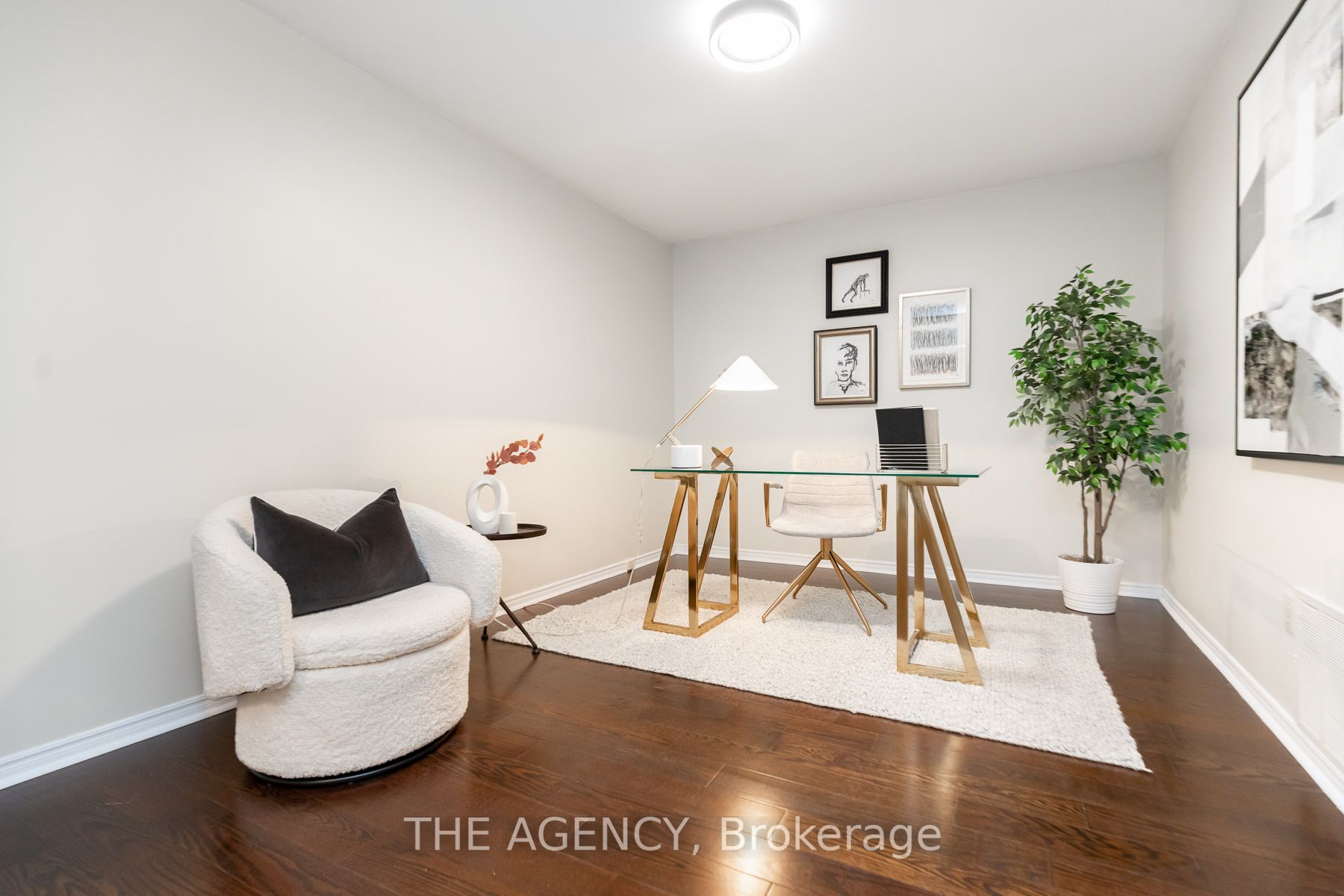 160 Frederick St, #803