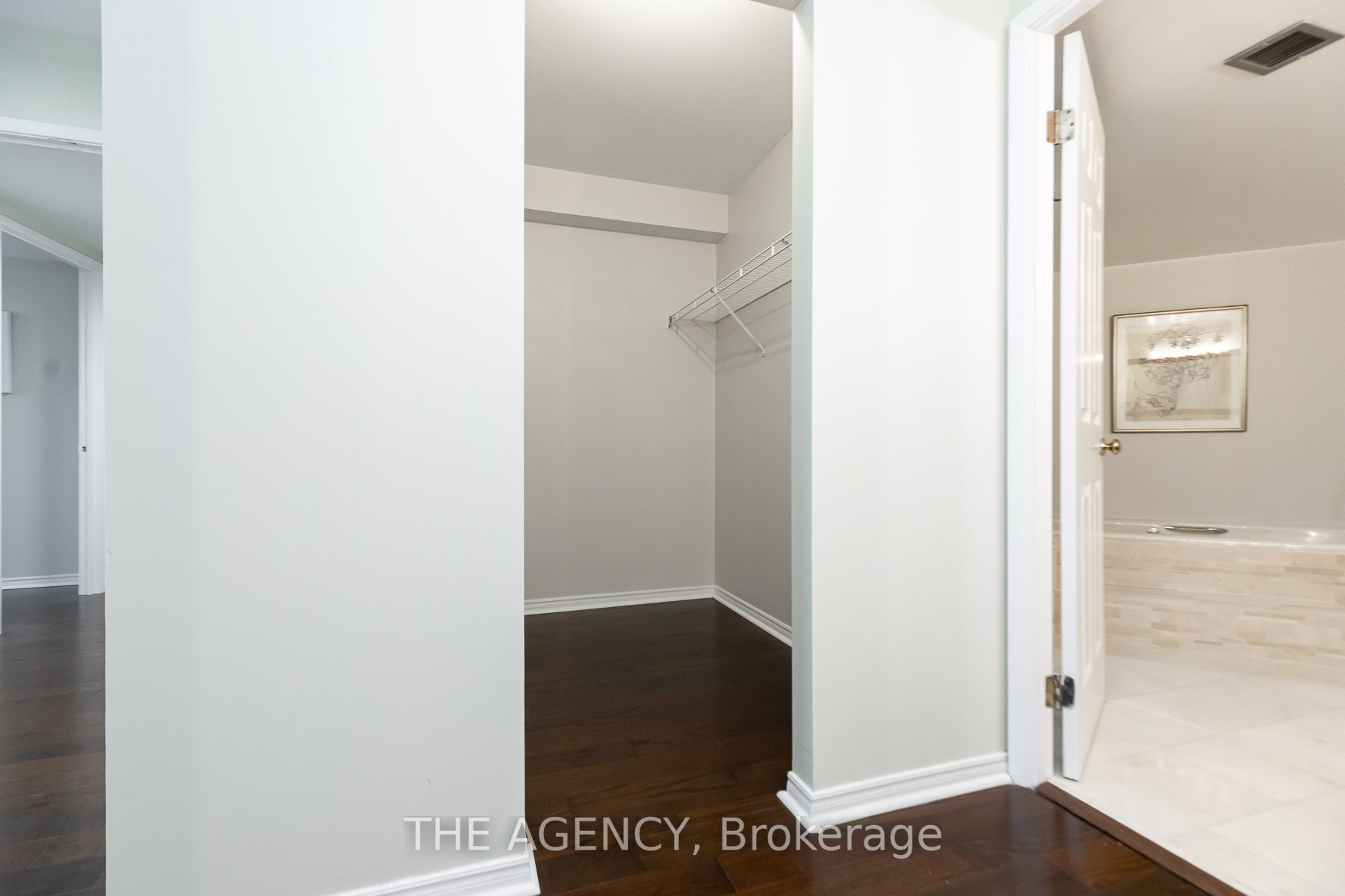 160 Frederick St, #803
