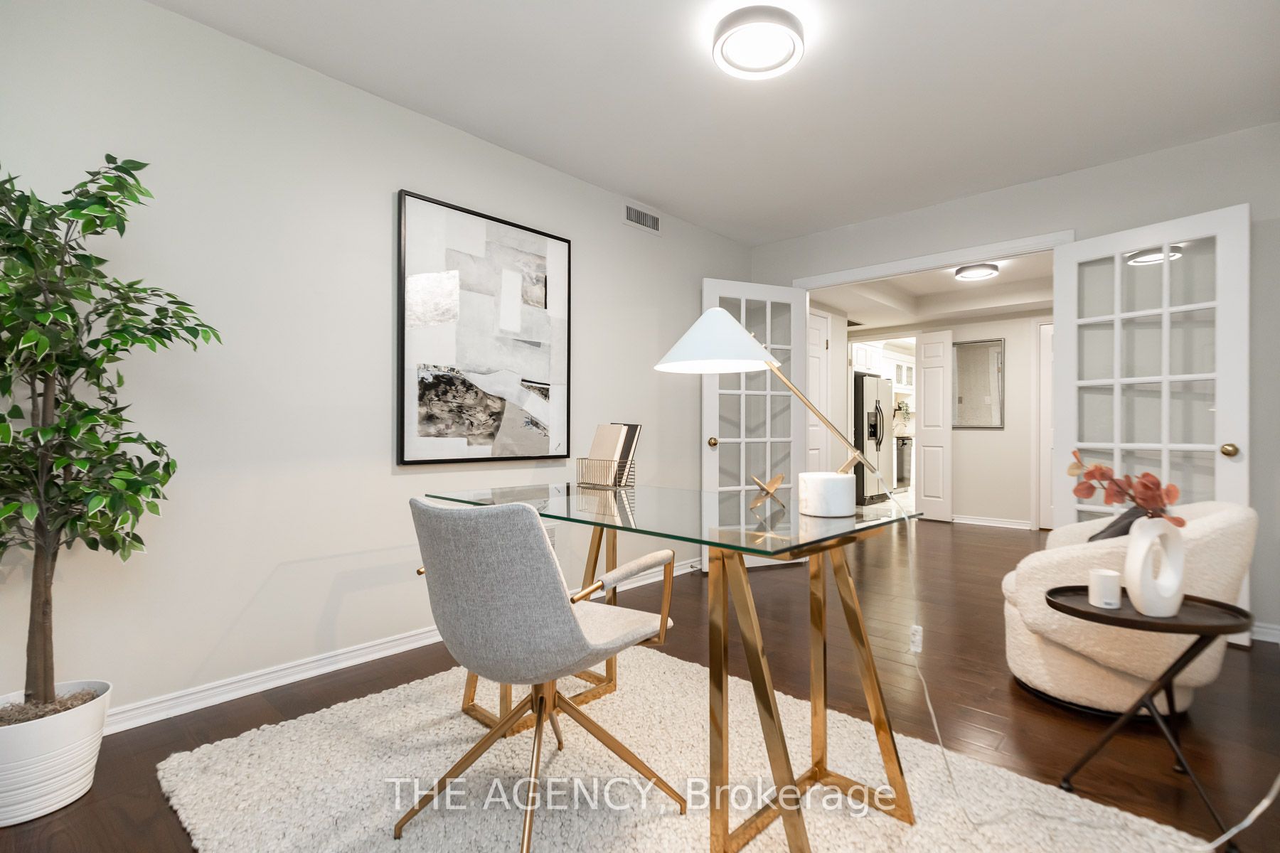 160 Frederick St, #803