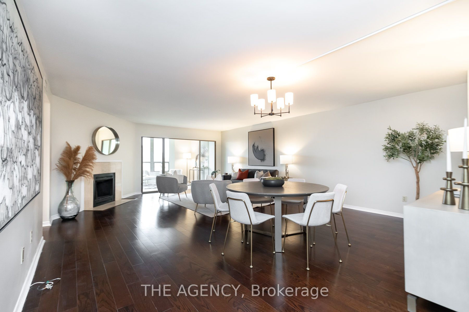 160 Frederick St, #803