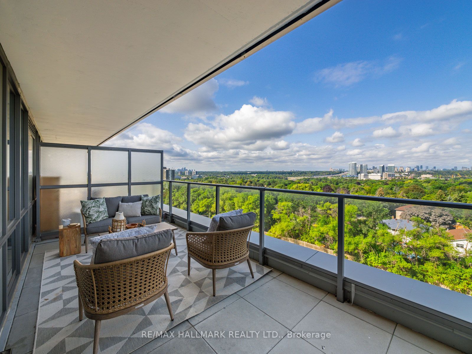 36 Forest Manor Rd, #406
