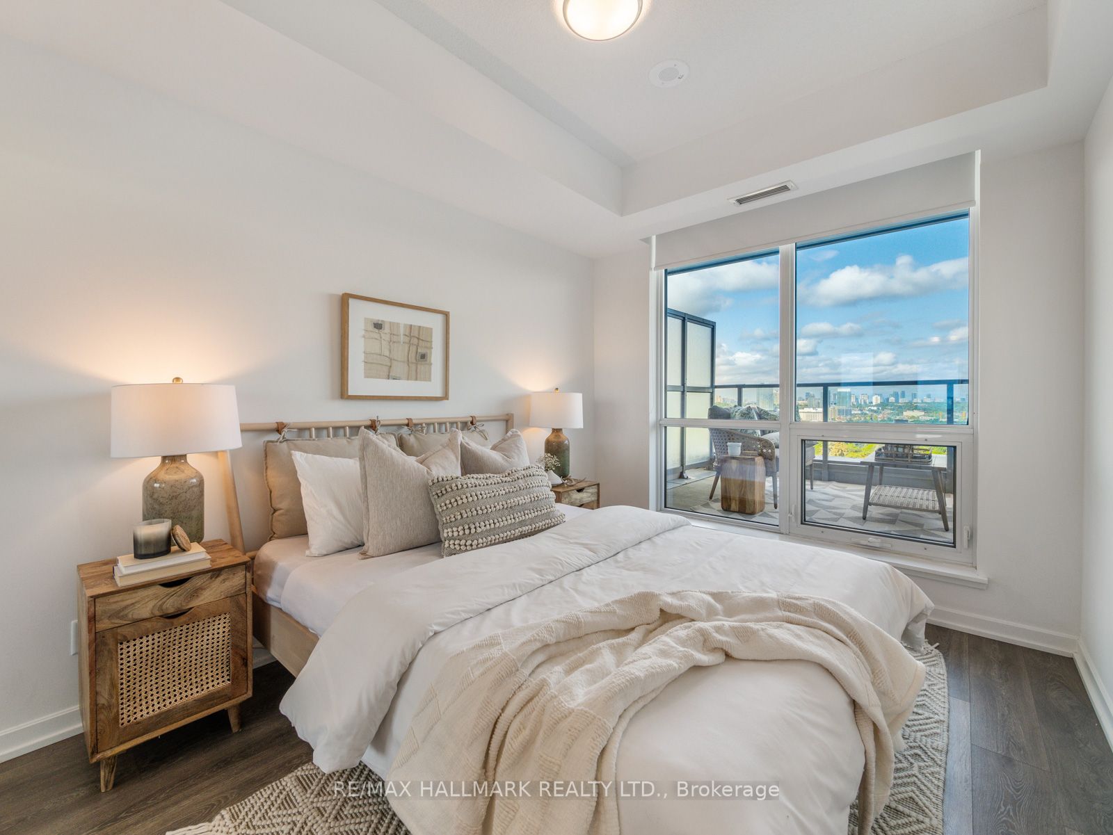 36 Forest Manor Rd, #406