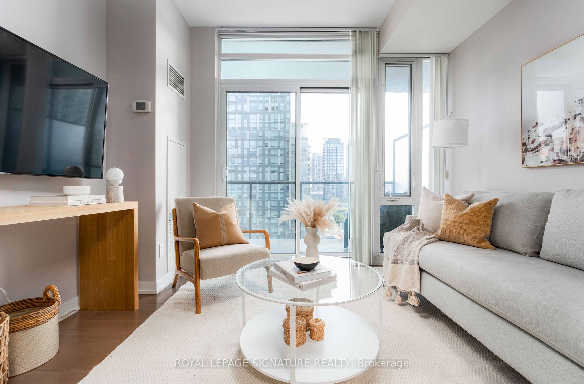 170 Fort York Blvd, #1306