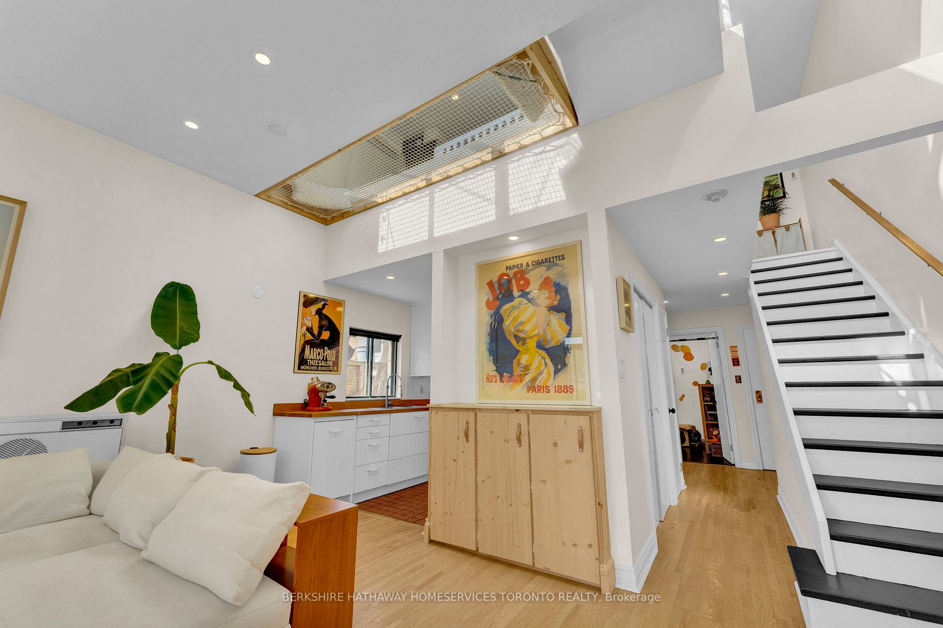 185 Carlton St, #4