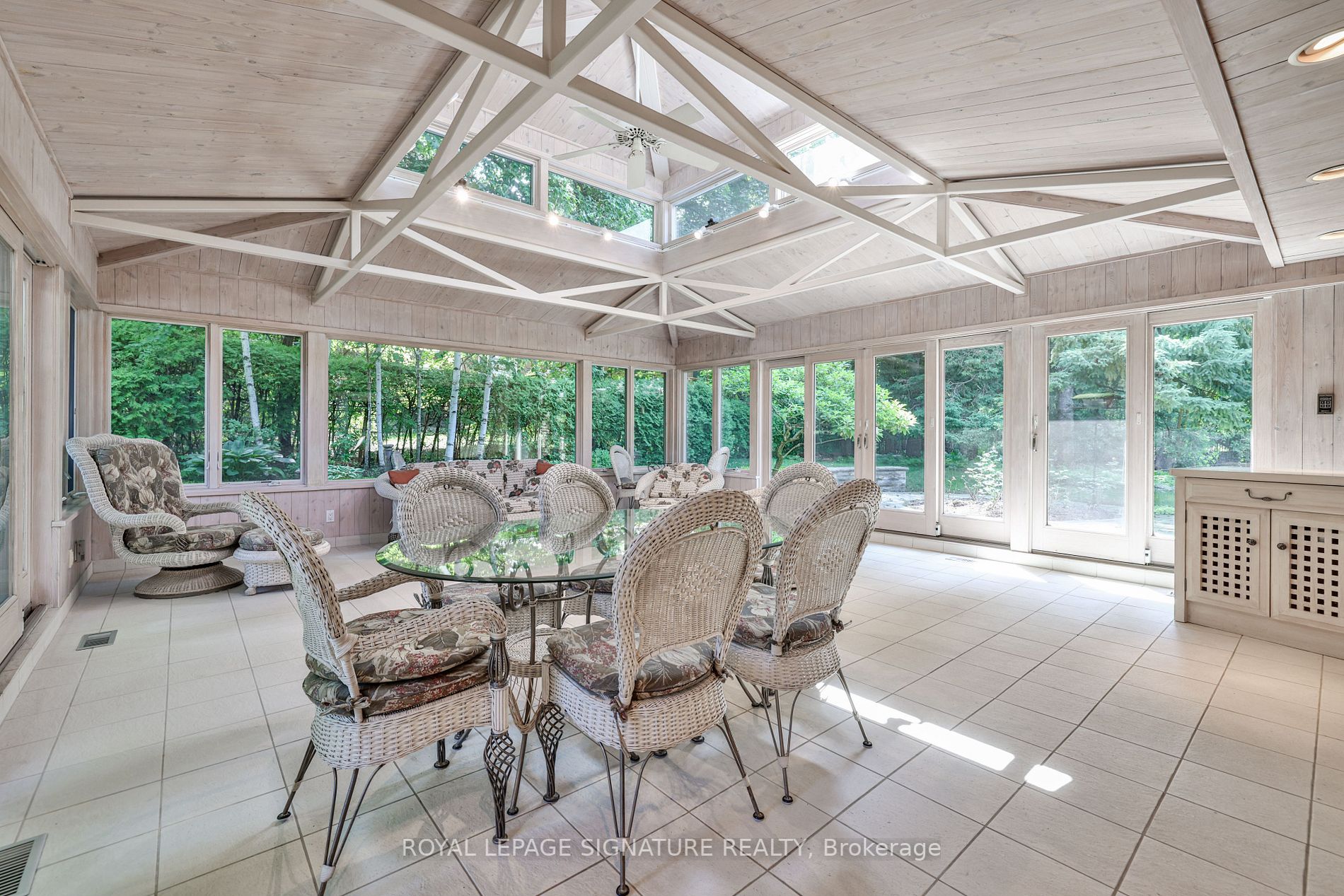5 Silverdale Cres