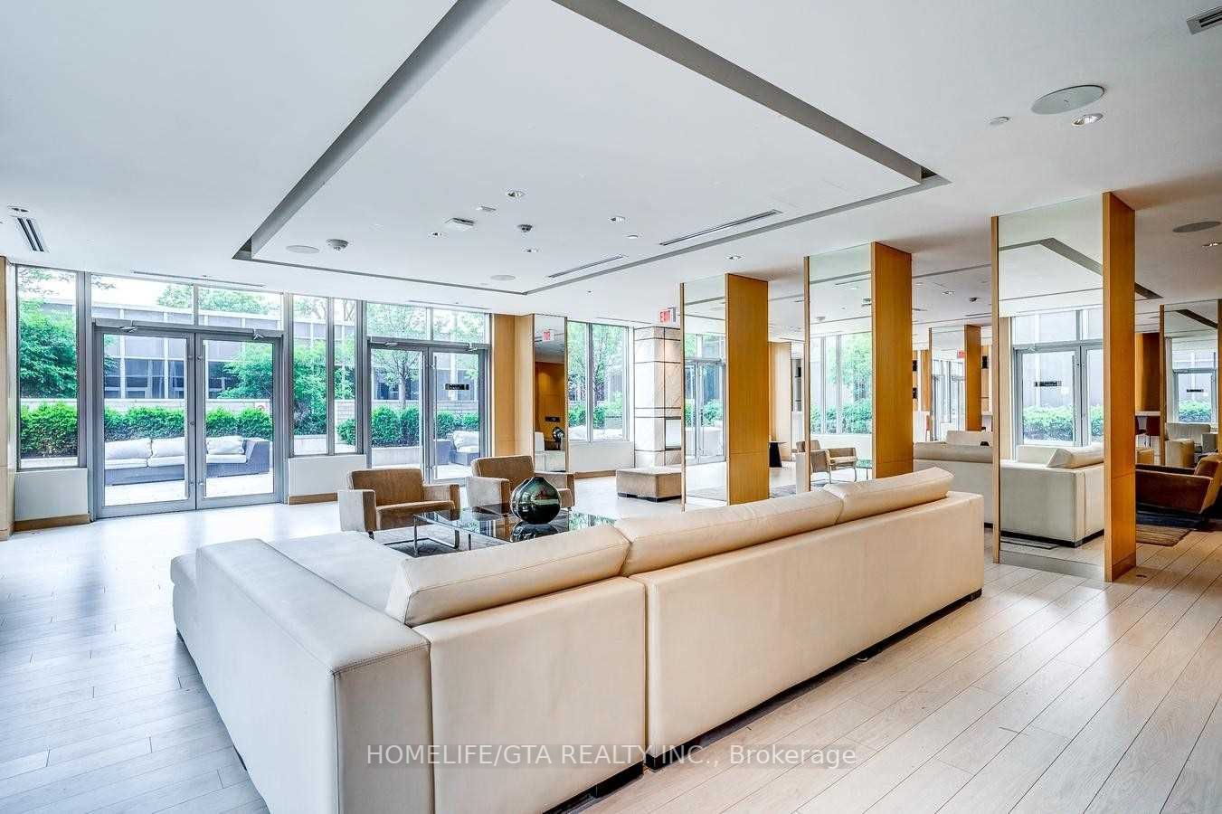 120 Harrison Garden Blvd, #610