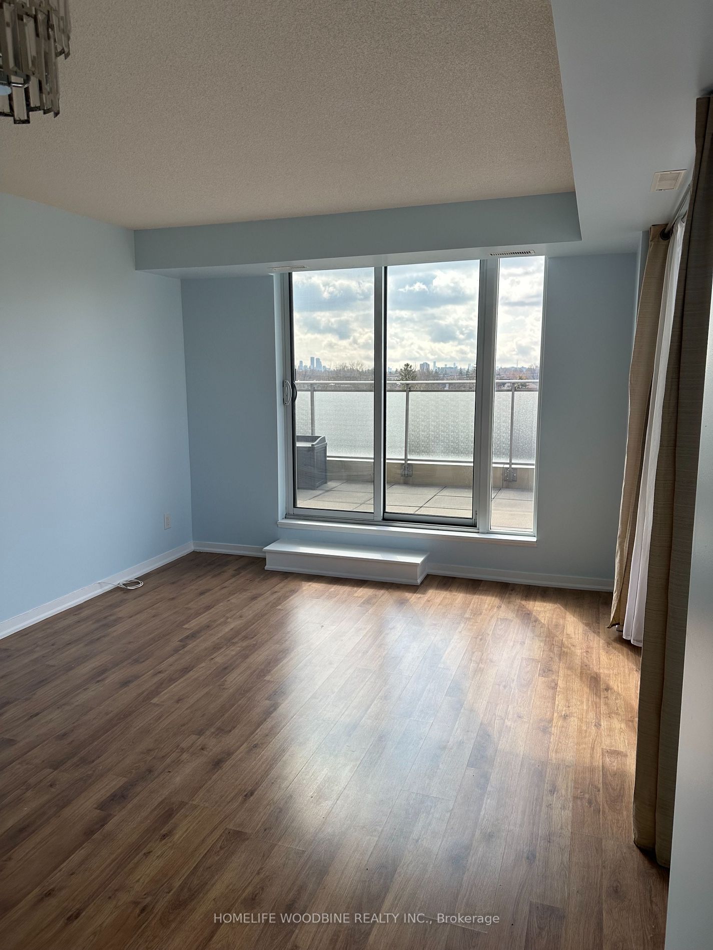 801 Sheppard Ave W, #608