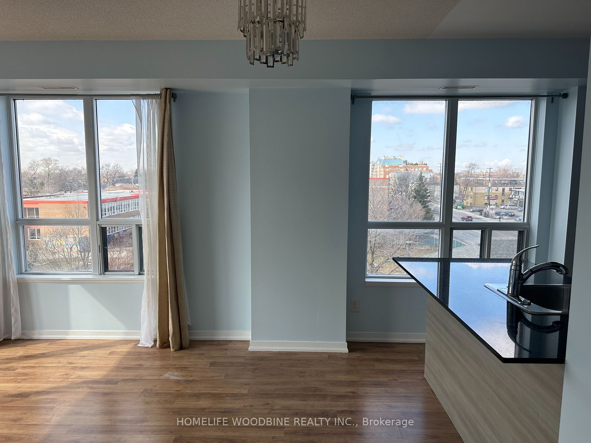 801 Sheppard Ave W, #608